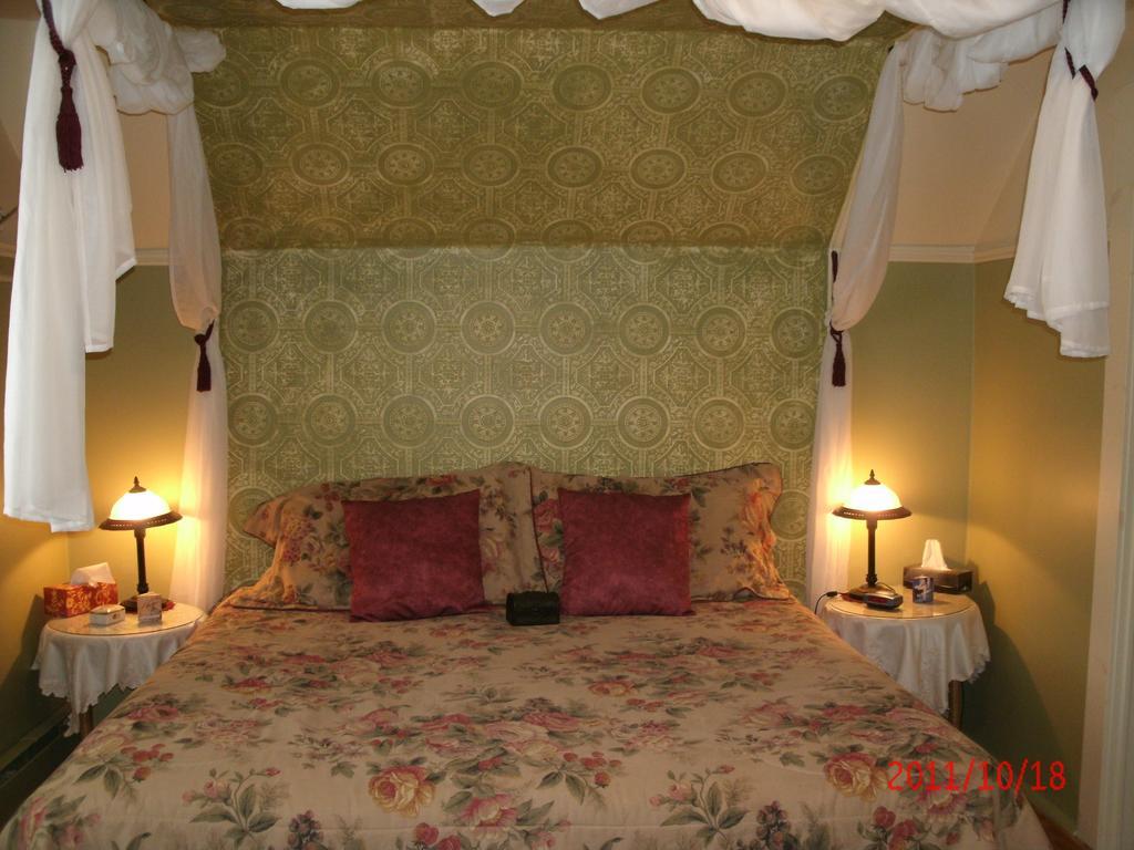 Ici Et Maintenant Bed & Breakfast Magog Rom bilde