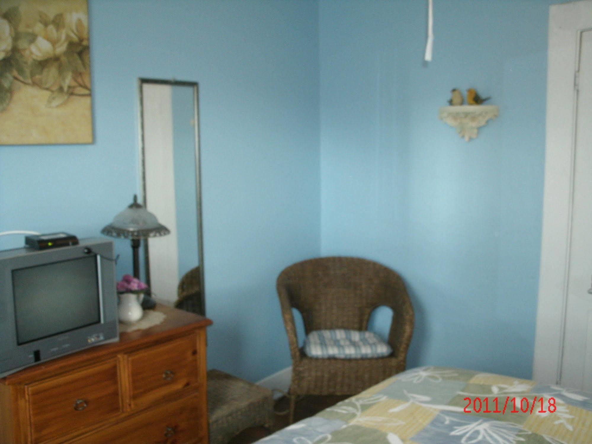 Ici Et Maintenant Bed & Breakfast Magog Eksteriør bilde