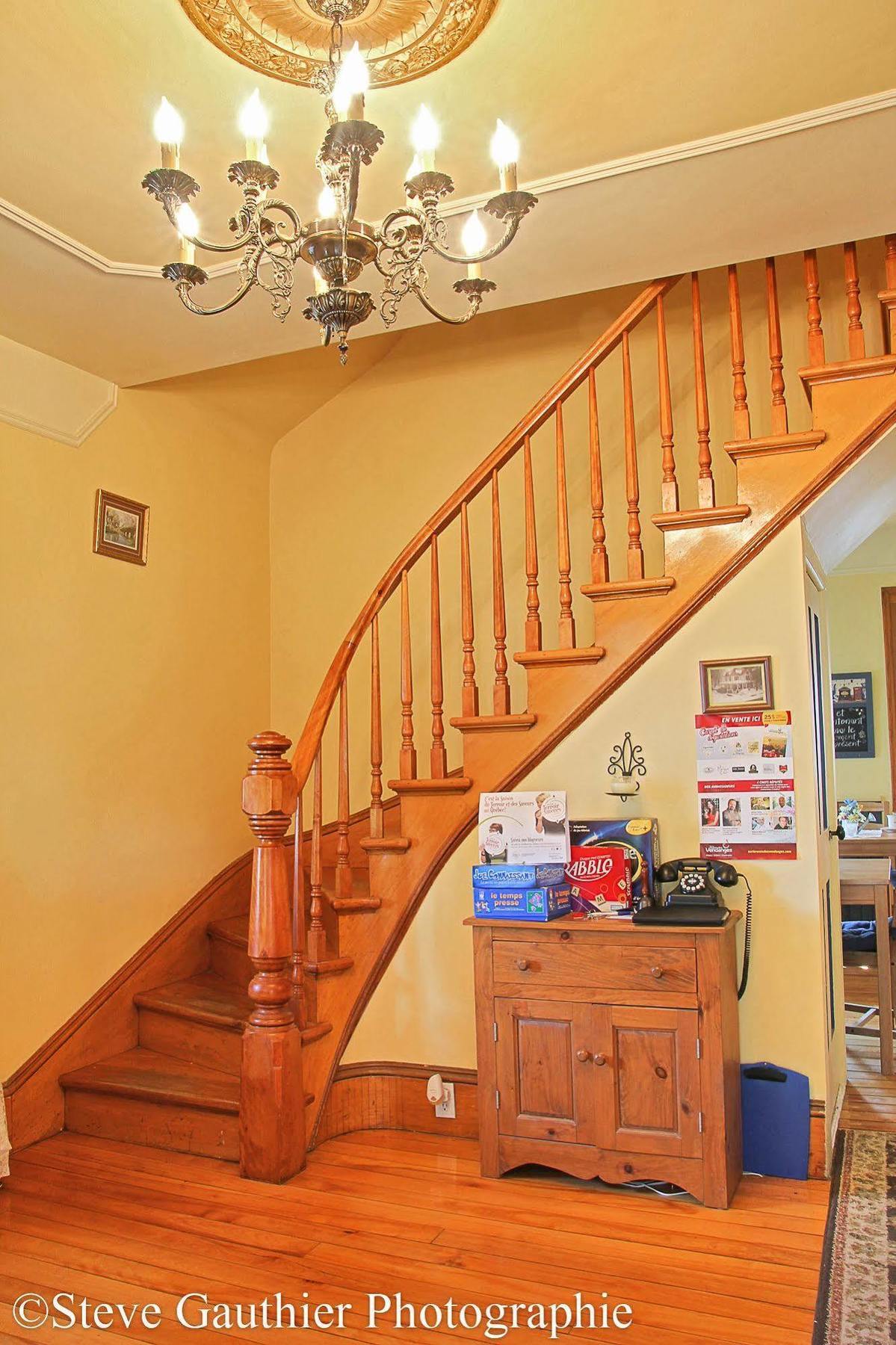 Ici Et Maintenant Bed & Breakfast Magog Eksteriør bilde