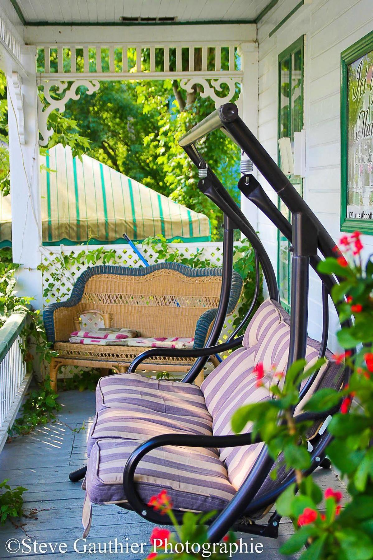 Ici Et Maintenant Bed & Breakfast Magog Eksteriør bilde